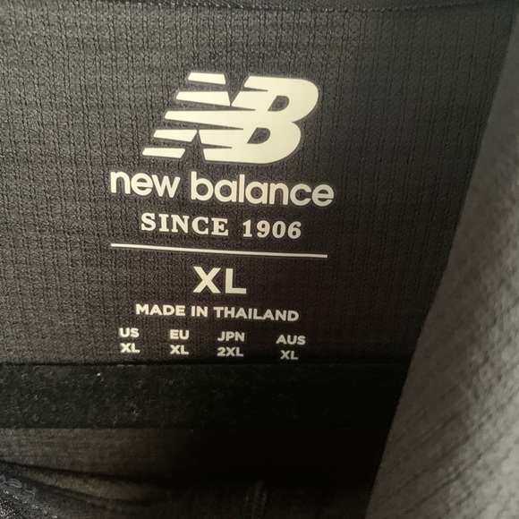 New York Yankees Hoodie - Picture 6 of 8